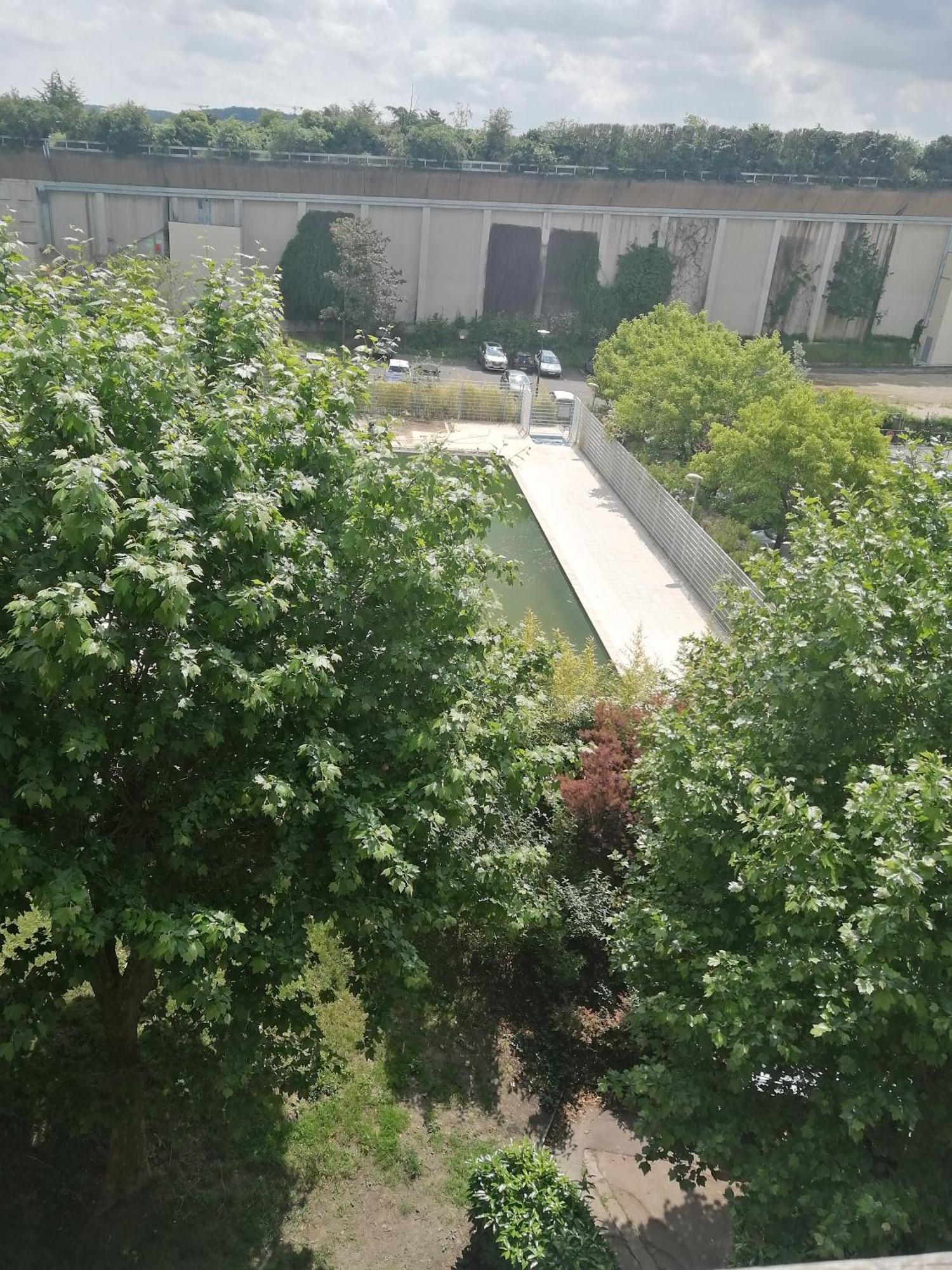 Hotel Parc St Cyr Avec Piscine Exterieure Fontenay-le-Fleury Exterior foto